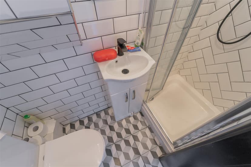 9, Daisy Road - Image 10