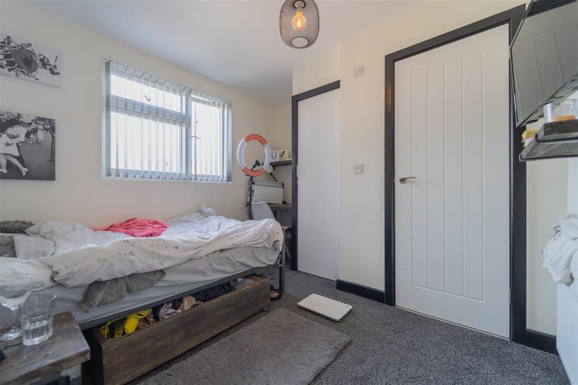 9, Daisy Road - Image 7