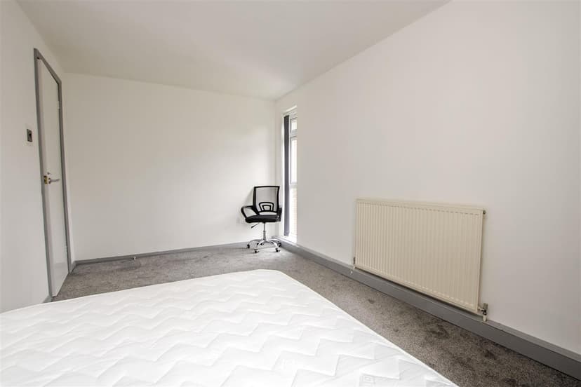 18, Seymour Close - Image 5