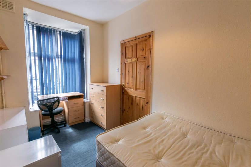 42, George Road - Image 17