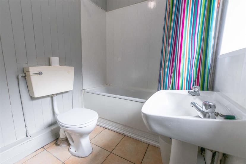 42, George Road - Image 13