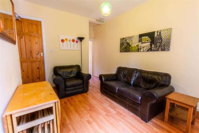 42, George Road - Image 9