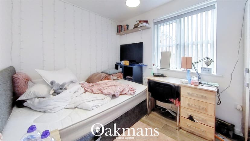 Apartment 2, Bowthorpe Court, Escelie Way - Image 3