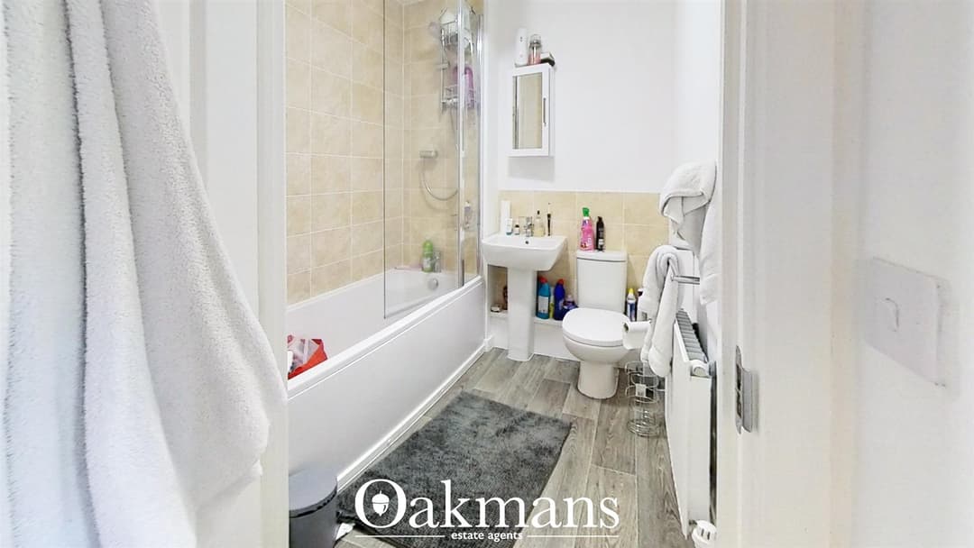 Apartment 2, Bowthorpe Court, Escelie Way