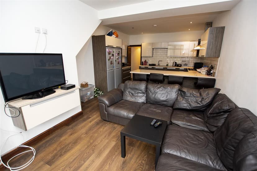 141, Heeley Road - Image 13