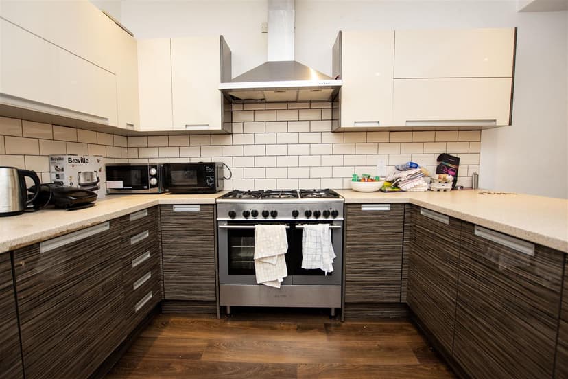 141, Heeley Road - Image 12