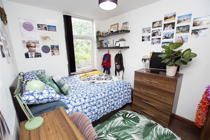 141, Heeley Road - Image 5