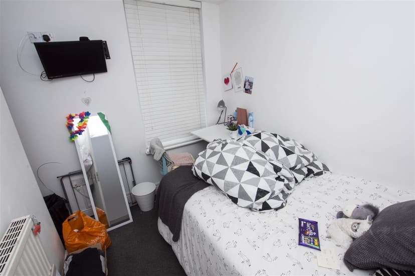 26, George Road - Image 4