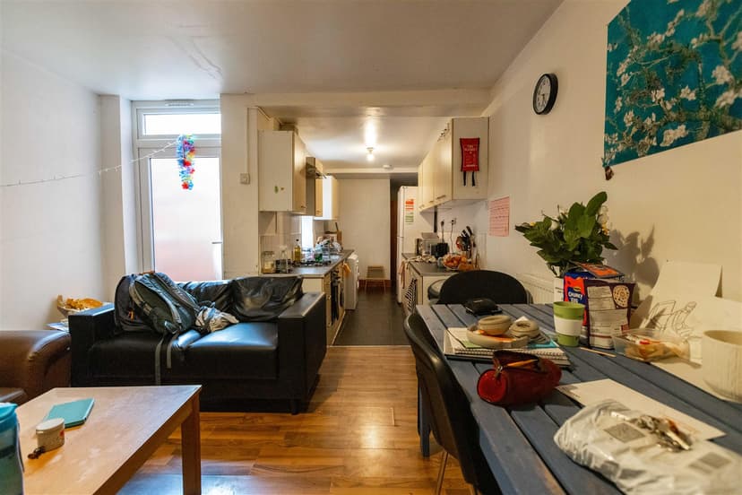 10, Frederick Road - Image 14