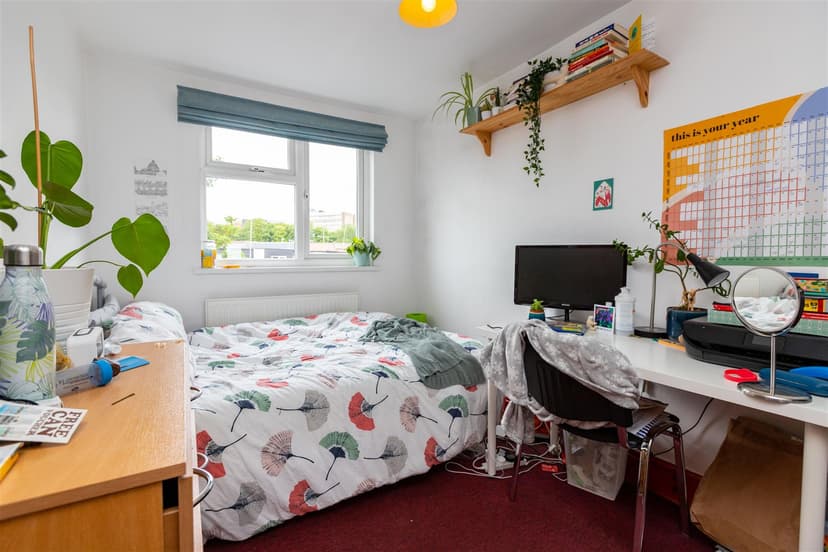 10, Frederick Road - Image 8