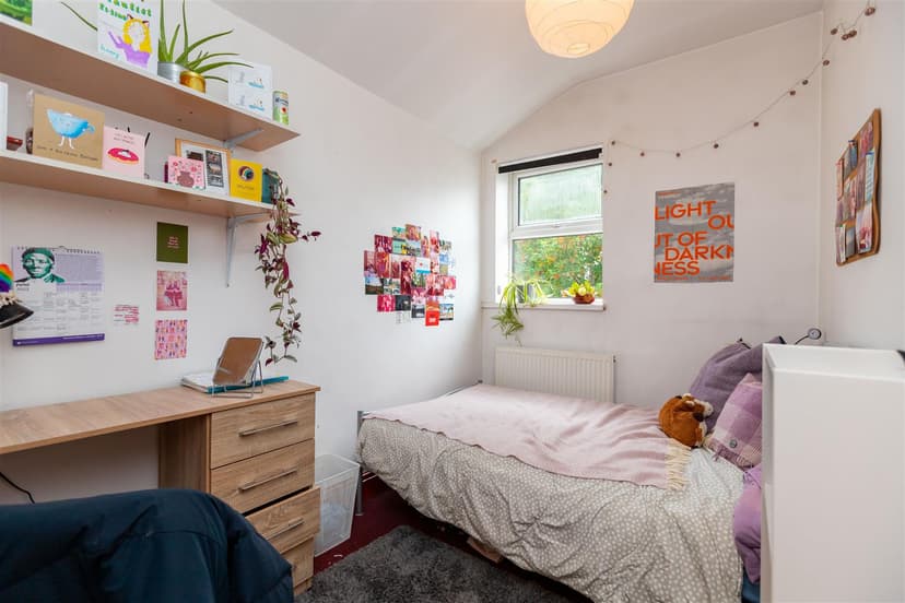 10, Frederick Road - Image 6