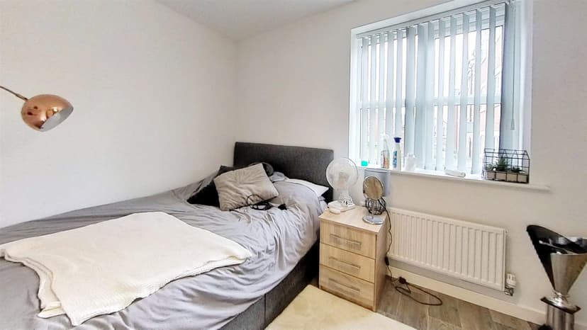 Apartment 2, Bowthorpe Court, Escelie Way - Image 2