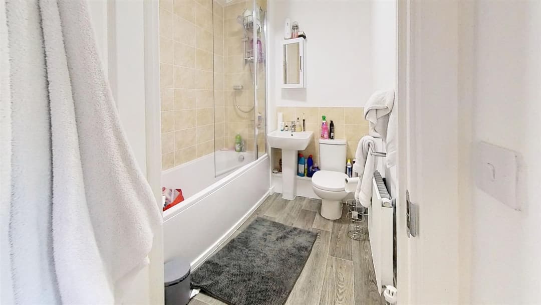 Apartment 2, Bowthorpe Court, Escelie Way