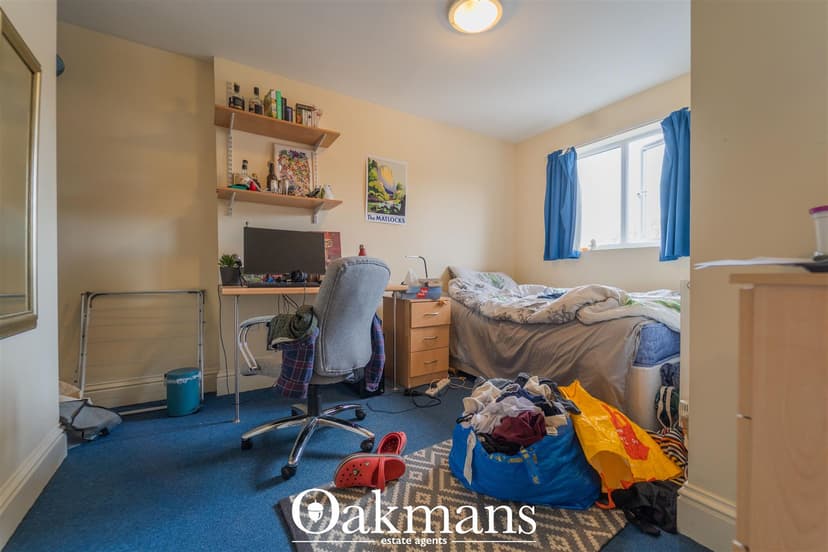 20, Luton Road - Image 5