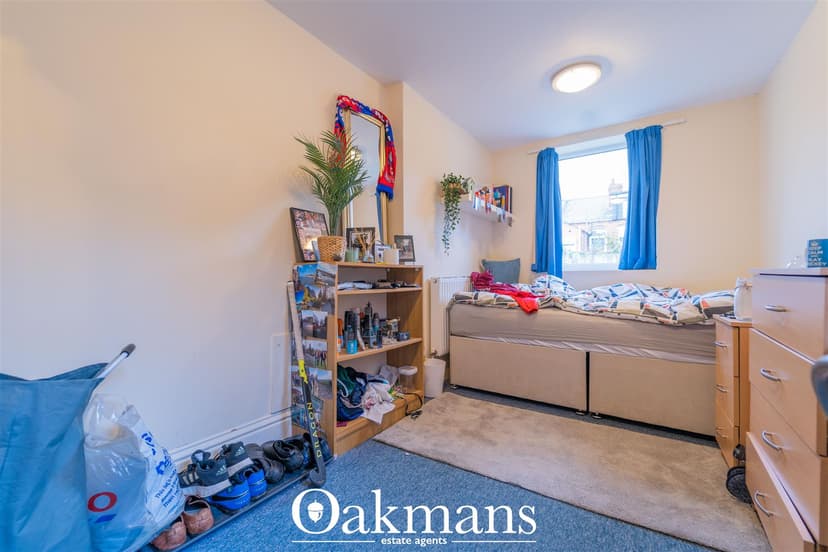 20, Luton Road - Image 4