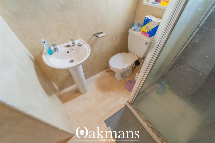 20, Luton Road - Image 3