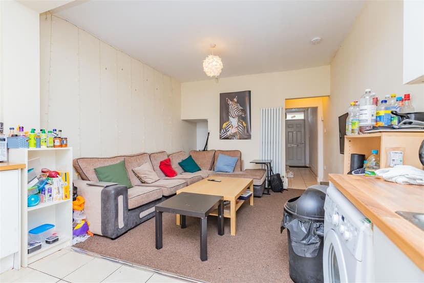 145, Dawlish Road - Image 17