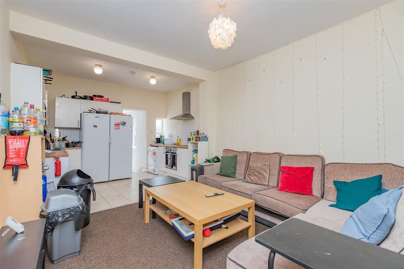 145, Dawlish Road - Image 16