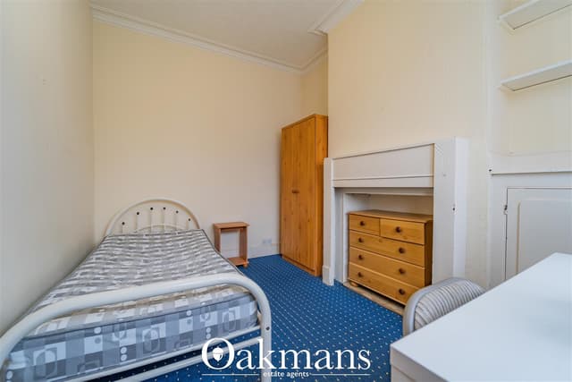 Room 3, 75 Westminster Road - Image 9