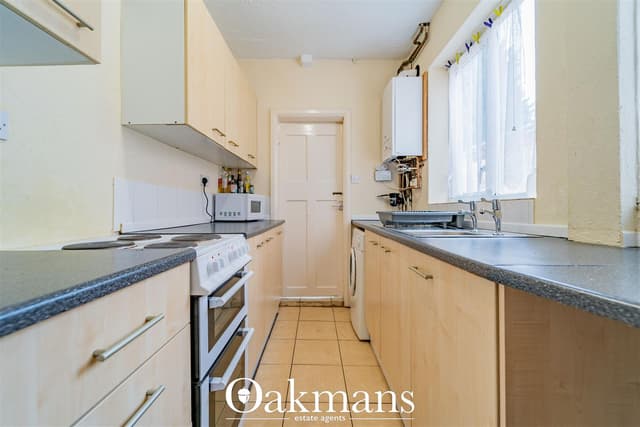 Room 3, 75 Westminster Road - Image 6