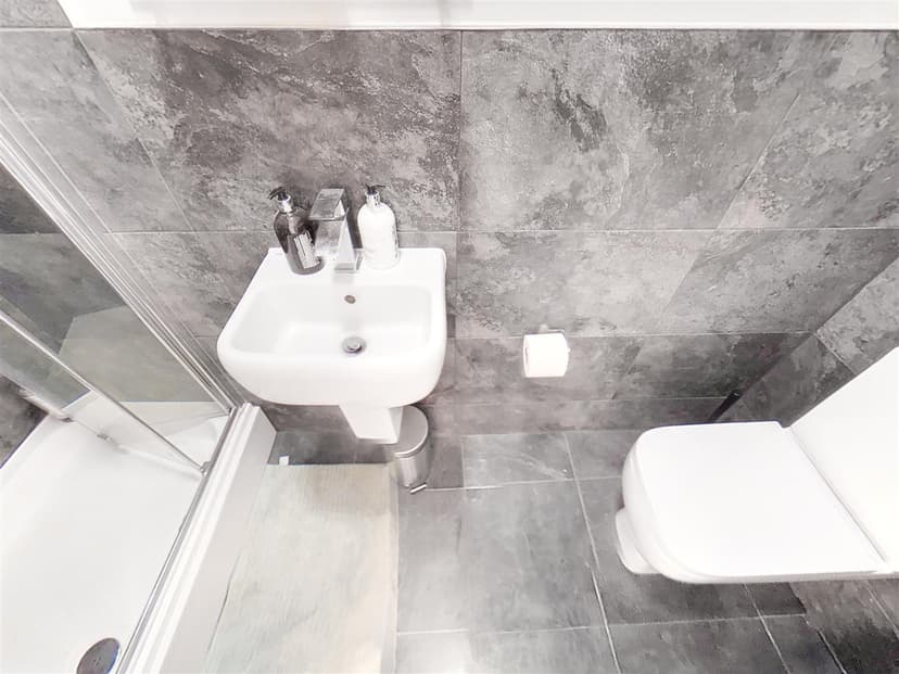 103, Teignmouth Road - Image 9