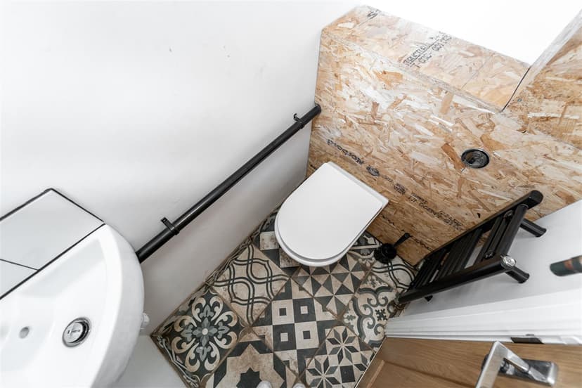 2, Eldon Road - Image 5