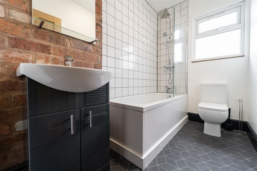 2, Eldon Road - Image 3