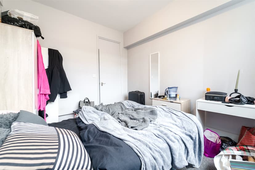 Flat A, 113-115 Holloway House, Holloway Head - Image 3