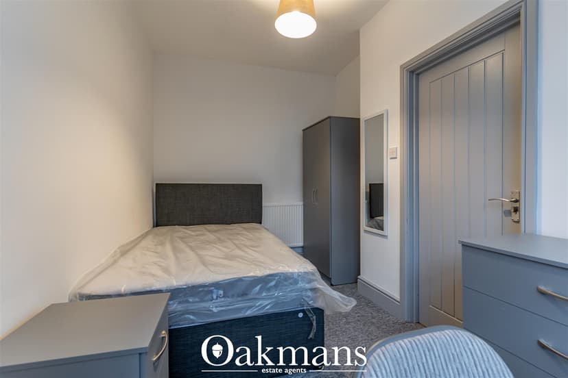 110, Frances Road - Image 13