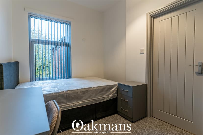 110, Frances Road - Image 6