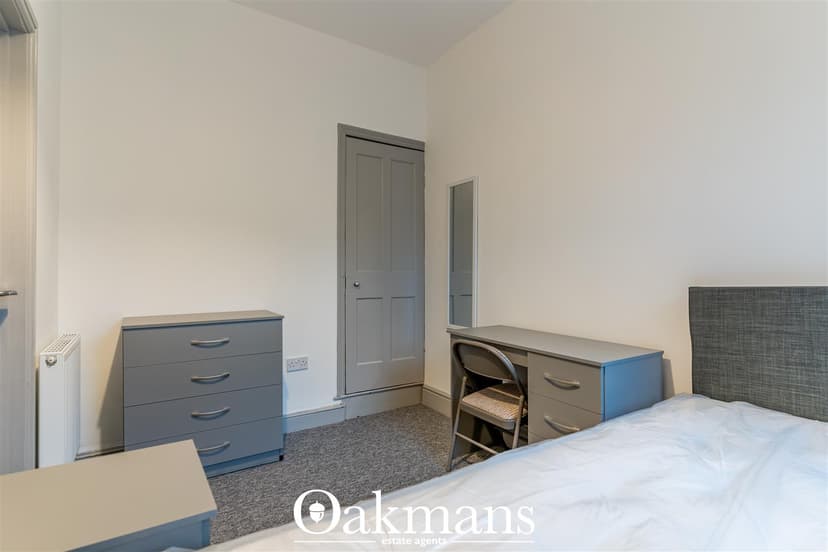 110, Frances Road - Image 5