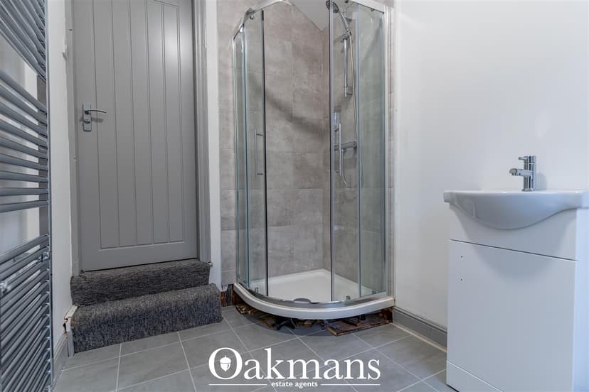 110, Frances Road - Image 3