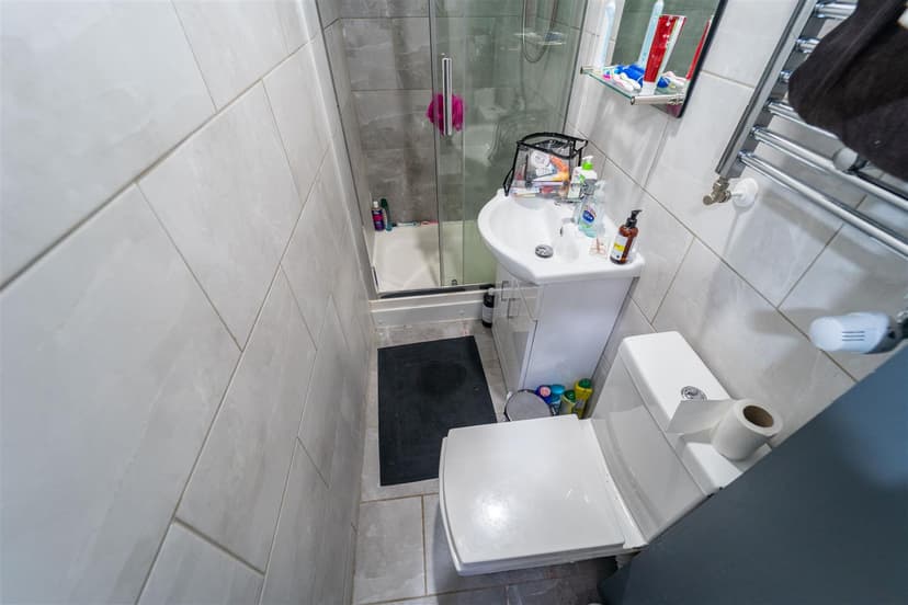 3, Dawlish Road - Image 11