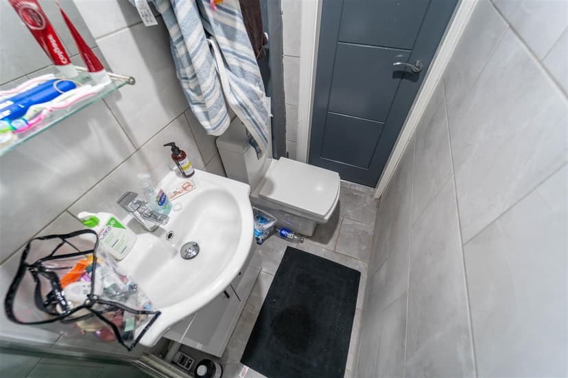 3, Dawlish Road - Image 9