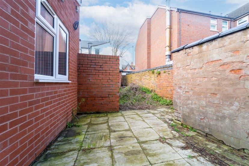 3, Dawlish Road - Image 3