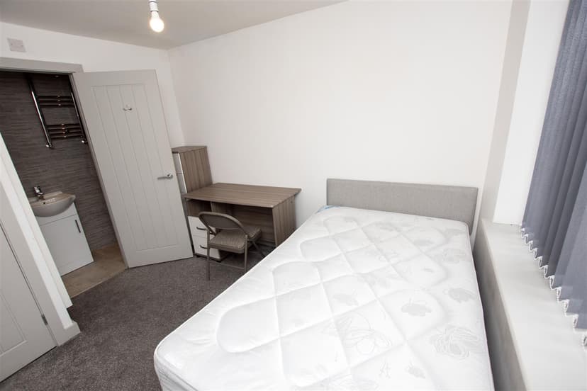 70, Heeley Road - Image 10