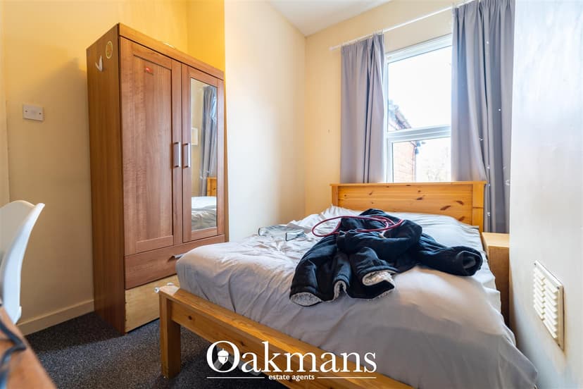 233, Heeley Road - Image 6