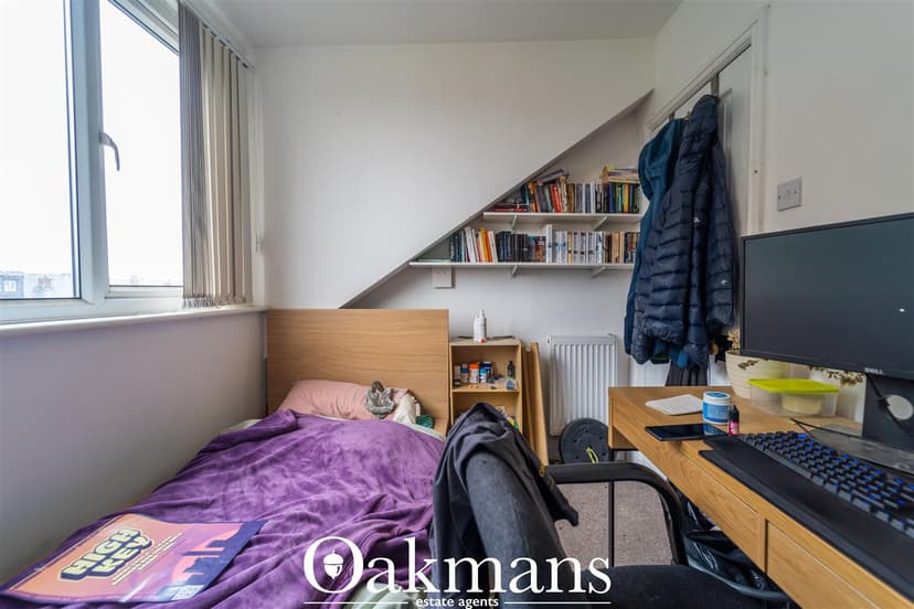 31, Mostyn Road - Image 10