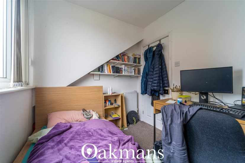 31, Mostyn Road - Image 9