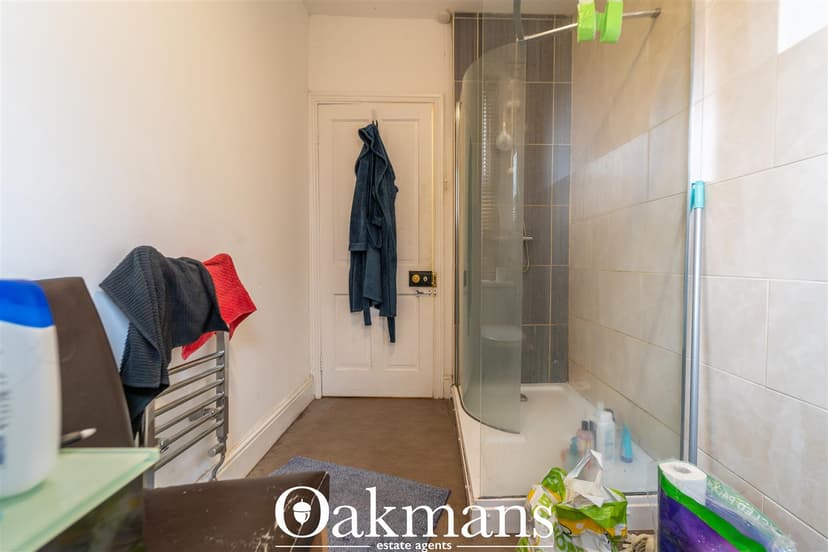31, Mostyn Road - Image 4