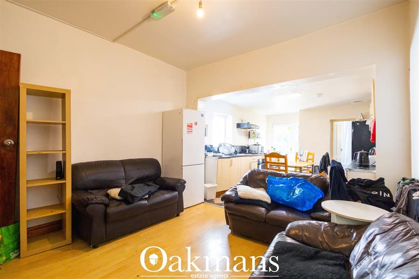 20, Harrow Road - Image 12