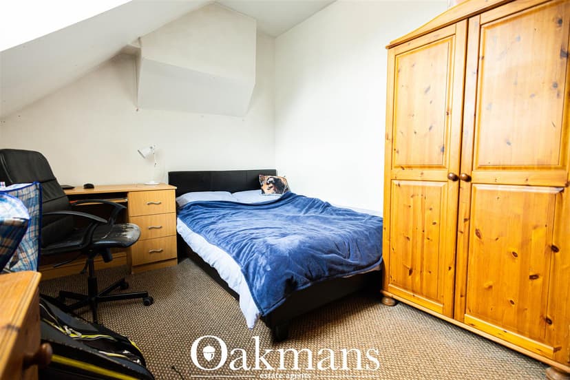 20, Harrow Road - Image 9