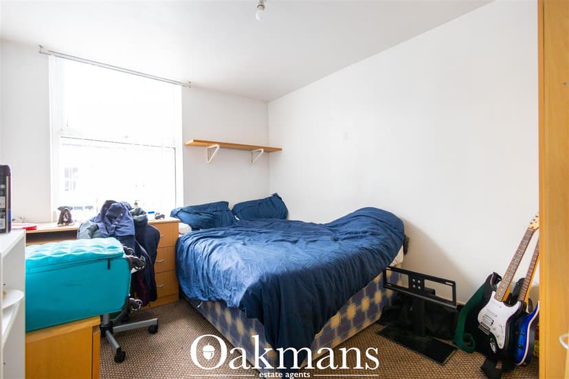 20, Harrow Road - Image 3