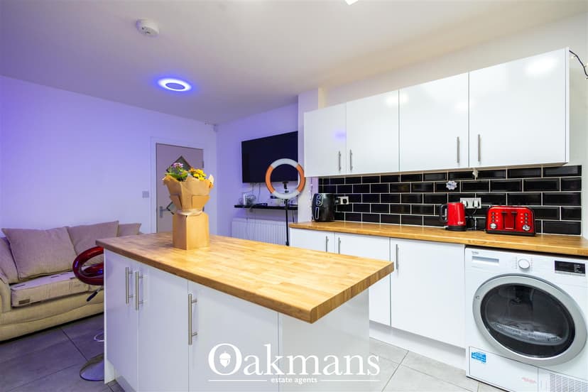 13, Blossom Avenue, Dawlish Road - Image 19