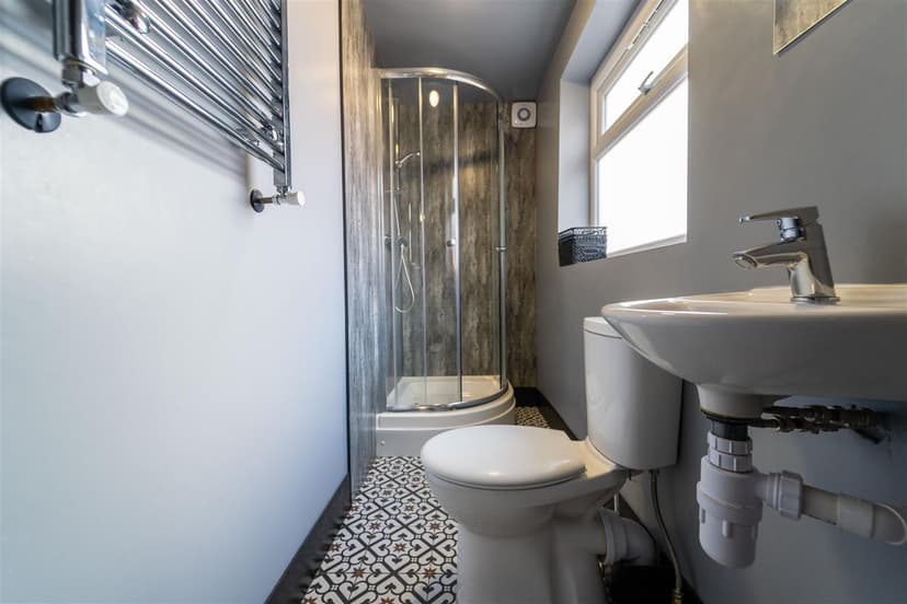 27, Cannon Hill Road - Image 8