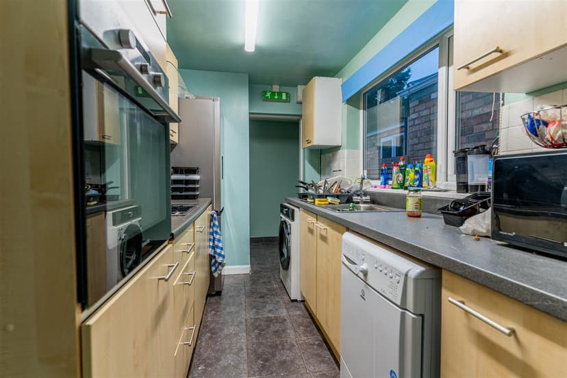 41, Exeter Road - Image 9