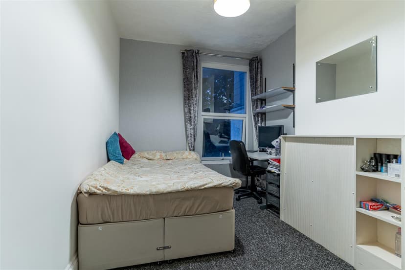 41, Exeter Road - Image 5