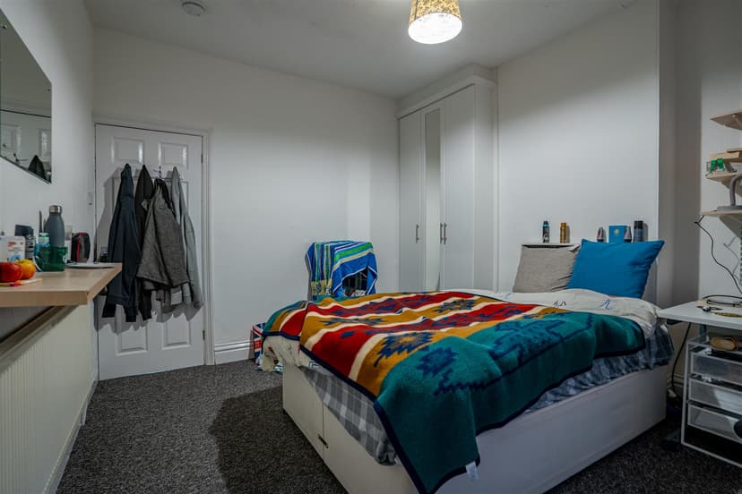 41, Exeter Road - Image 4