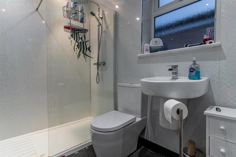 41, Exeter Road - Image 1