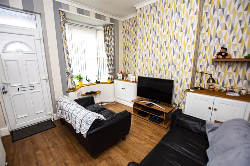 86, Gleave Road - Image 7
